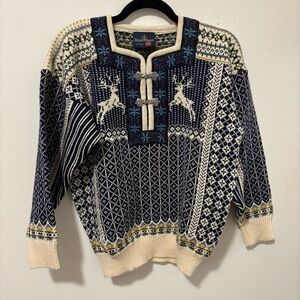 Skjaeveland 100% wool sweater